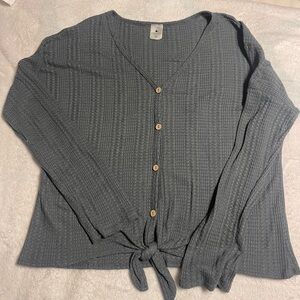 Gray Button-Up Knit Long Sleeve Shirt